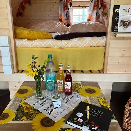 Sonnenblumenfass Campsite